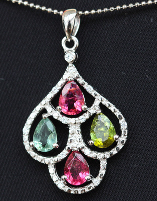 碧玺饰品的璀璨世界 925银与天然宝石的邂逅